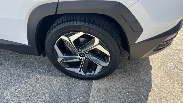 Hyundai TUCSON 1.6 TGDi Plug-in Hybrid Premium 5dr 4WD Auto Estate